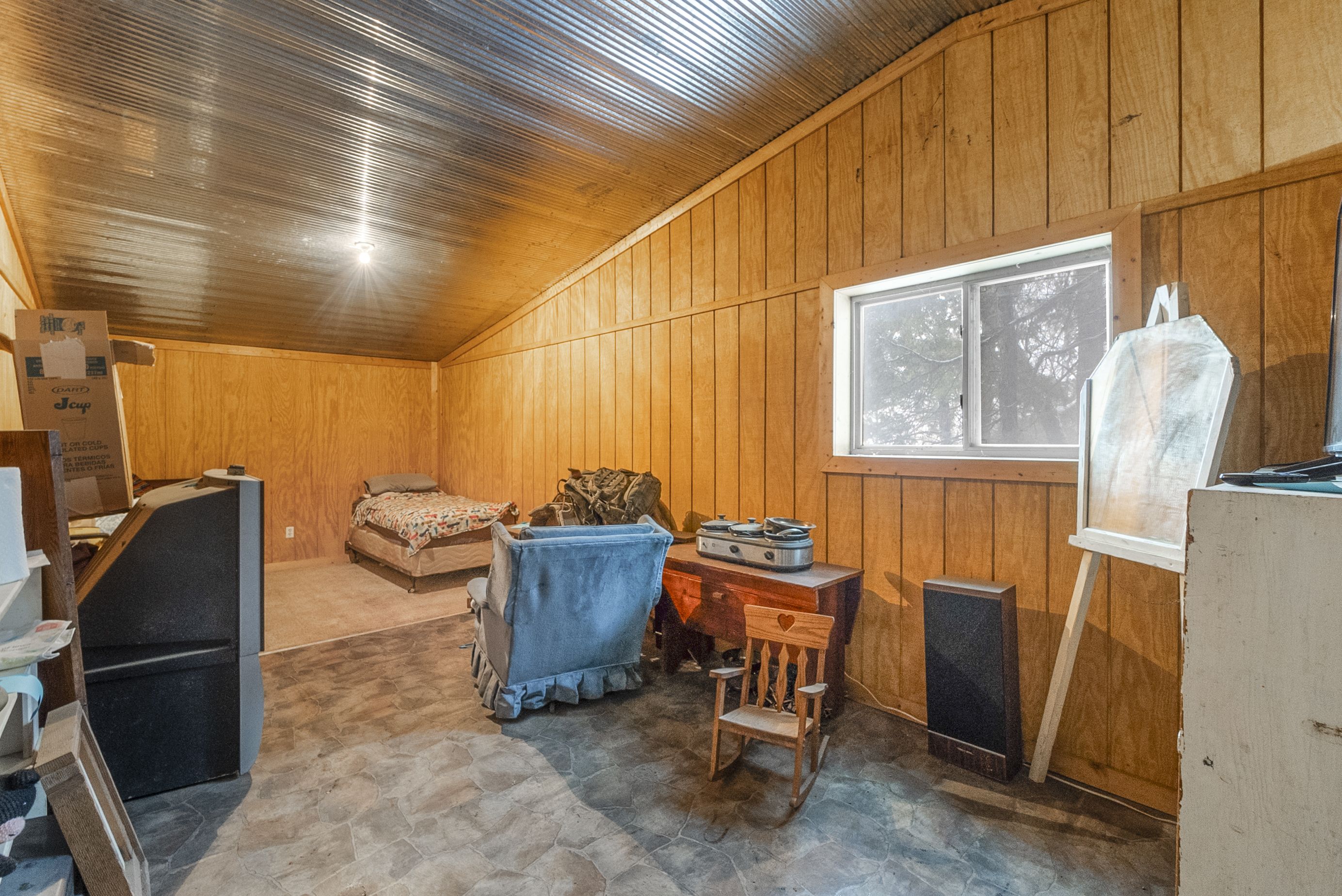 Listing Photo: 38-print-3251 Brandon Diagonal Blvd_Edits (38 of 52)